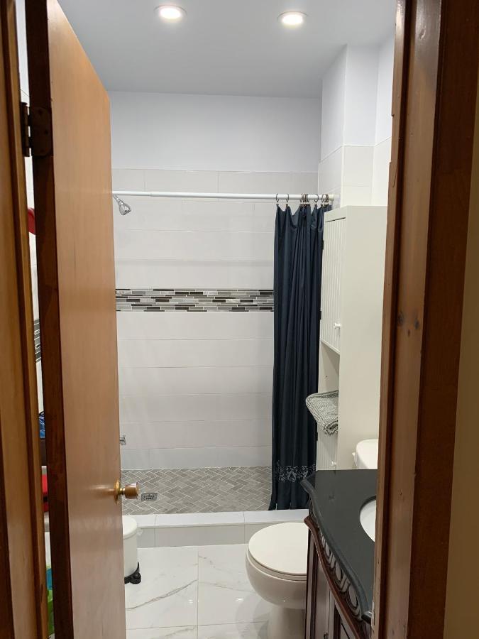 Chambres El Mediterraneo Rooms Montreal Ngoại thất bức ảnh