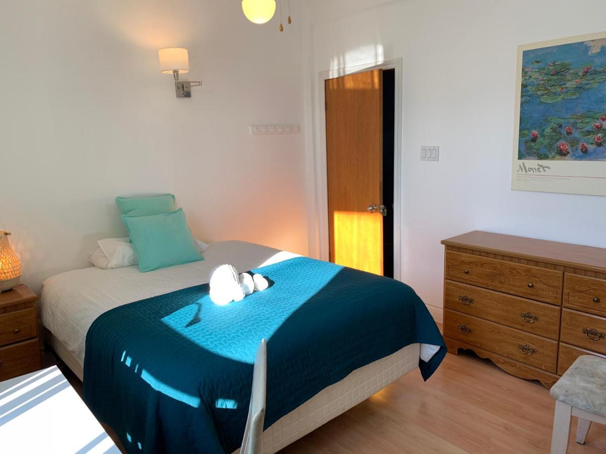 Chambres El Mediterraneo Rooms Montreal Ngoại thất bức ảnh