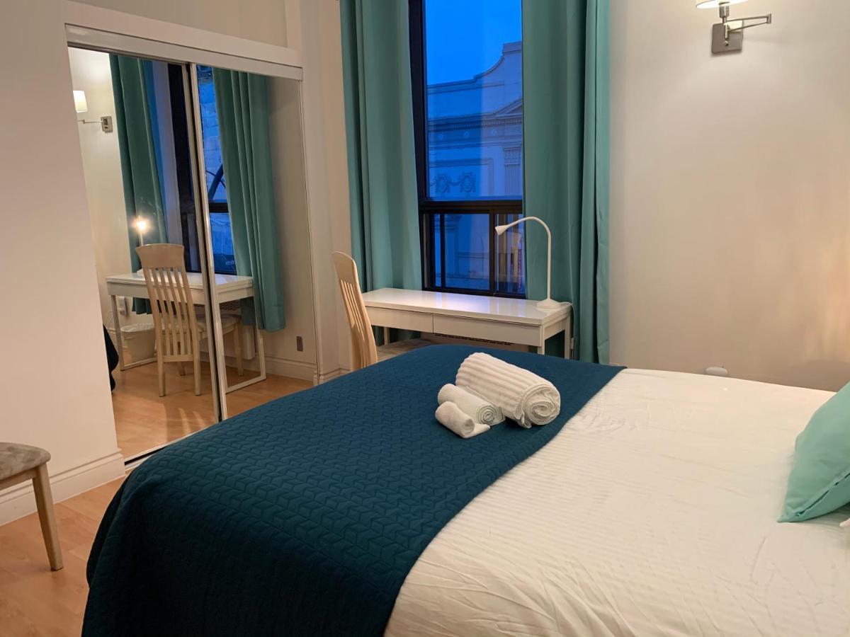 Chambres El Mediterraneo Rooms Montreal Ngoại thất bức ảnh