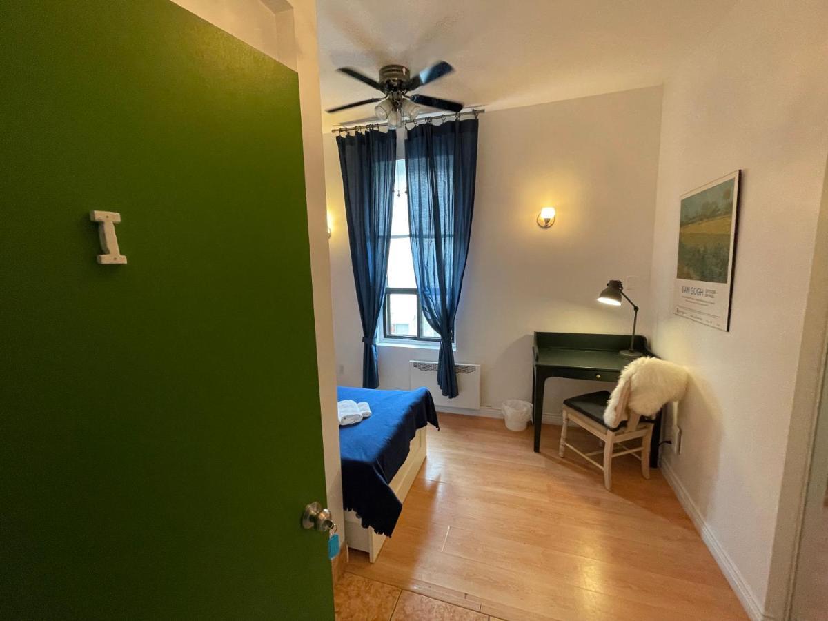 Chambres El Mediterraneo Rooms Montreal Ngoại thất bức ảnh