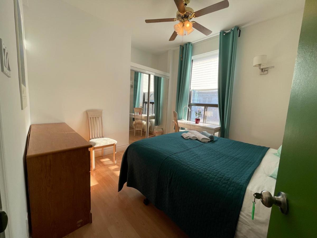 Chambres El Mediterraneo Rooms Montreal Ngoại thất bức ảnh