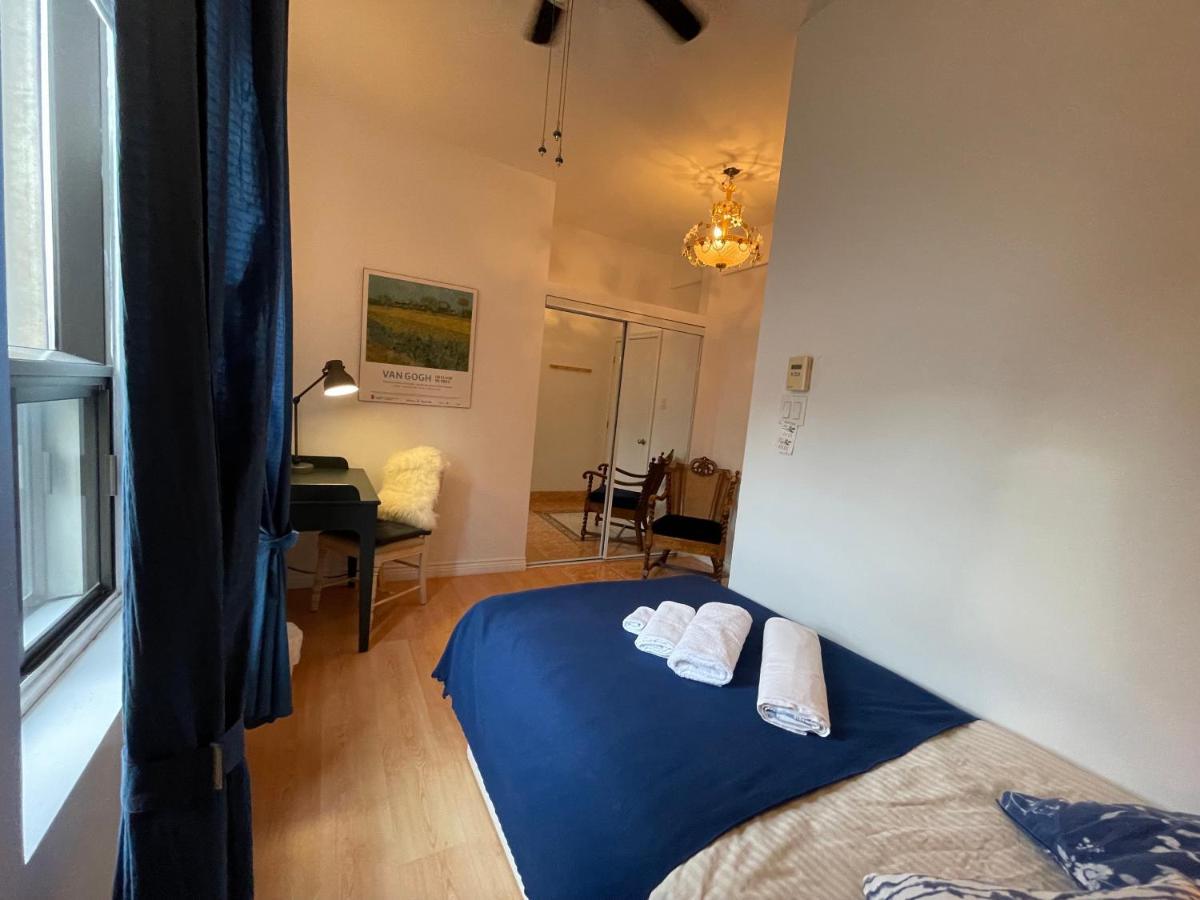 Chambres El Mediterraneo Rooms Montreal Ngoại thất bức ảnh