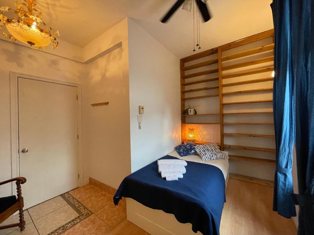 Chambres El Mediterraneo Rooms Montreal Ngoại thất bức ảnh