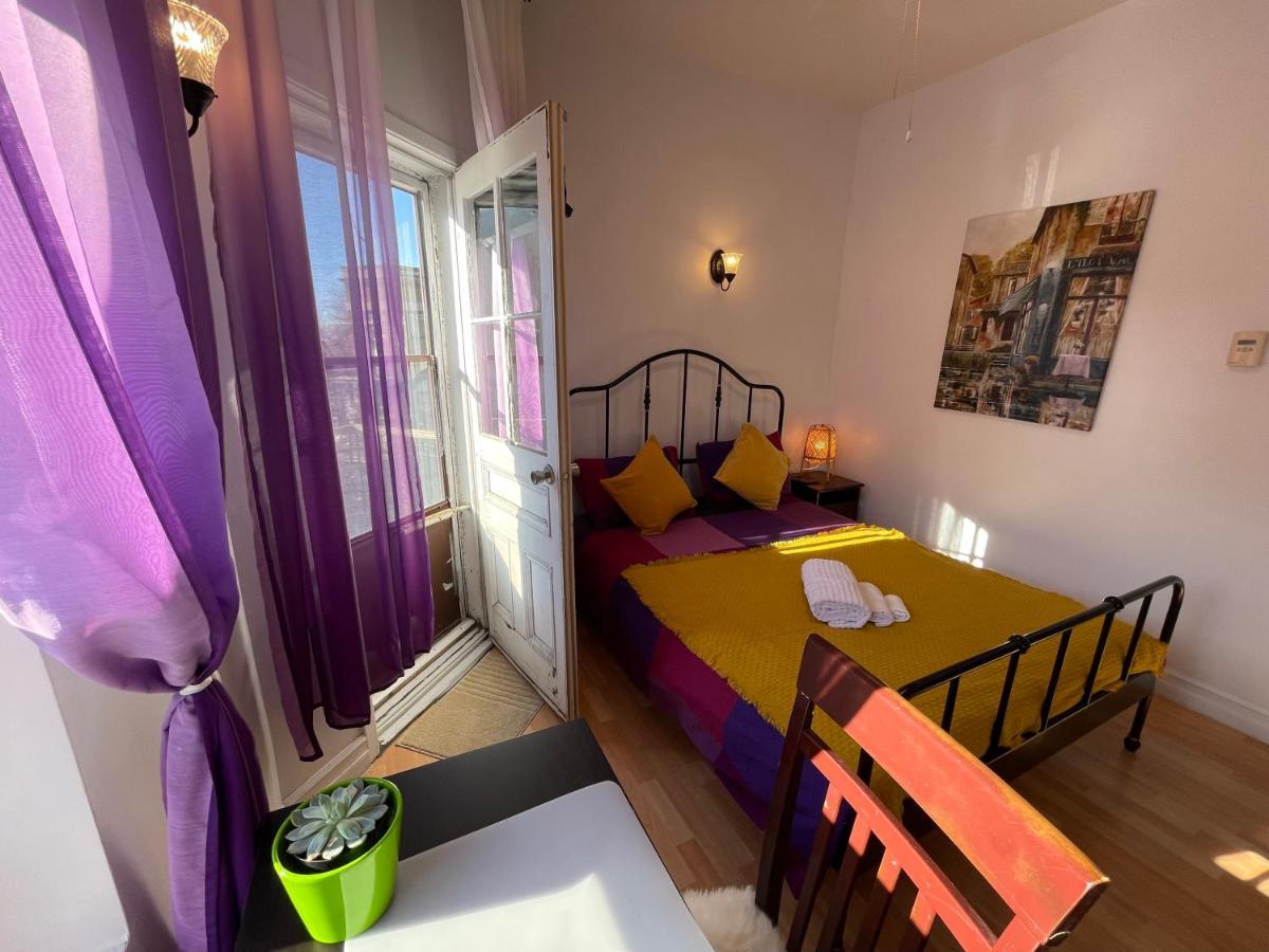Chambres El Mediterraneo Rooms Montreal Ngoại thất bức ảnh