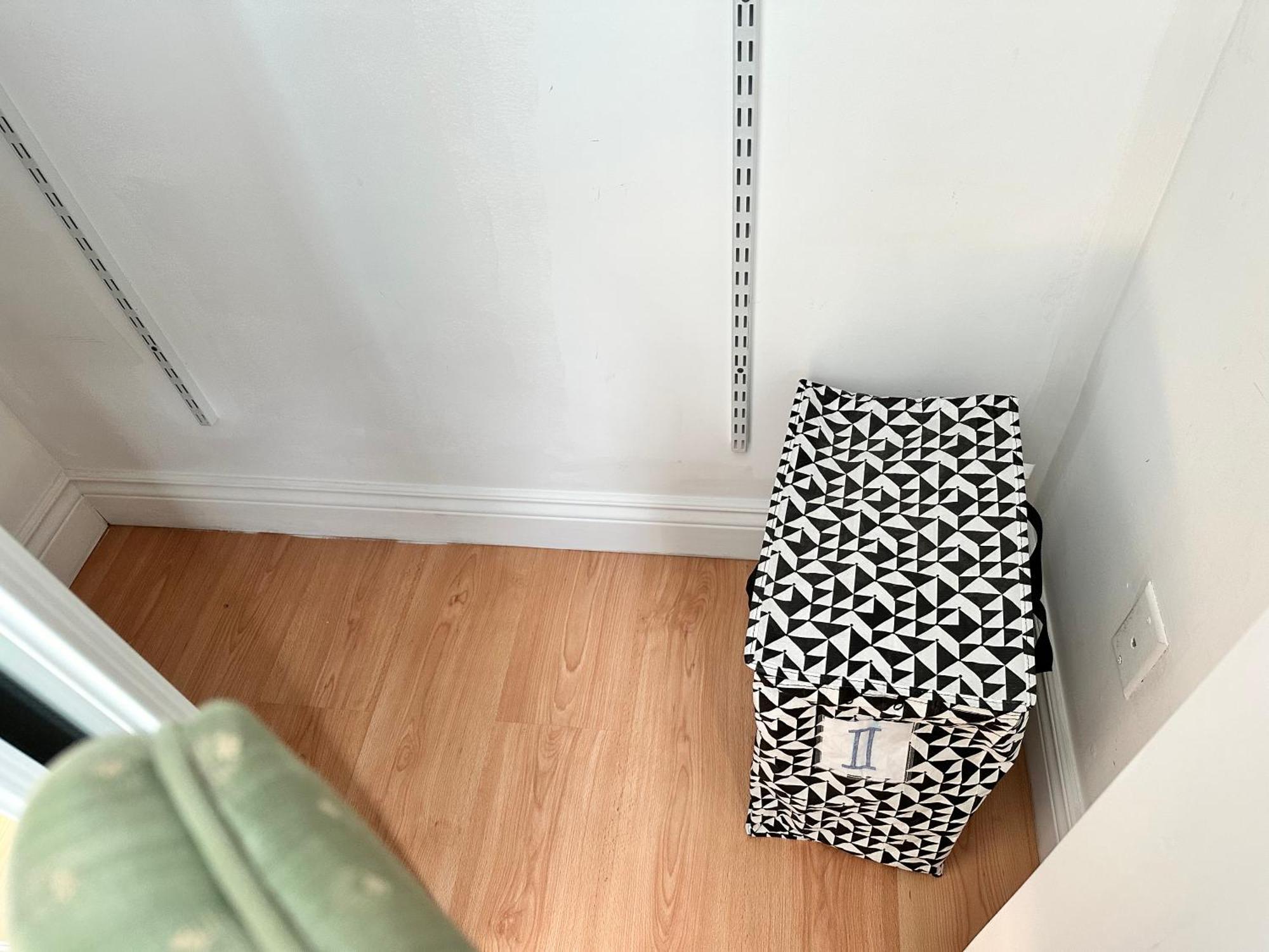 Chambres El Mediterraneo Rooms Montreal Ngoại thất bức ảnh